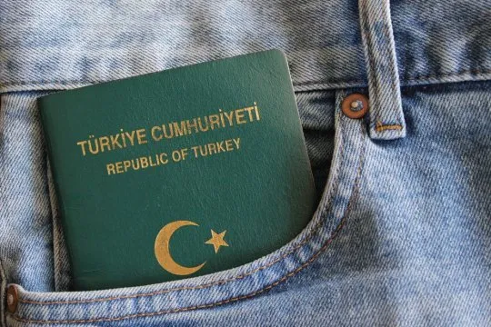 Yeşil Pasaport Nedir? Kimler Yeşil Pasaport Alabilir?